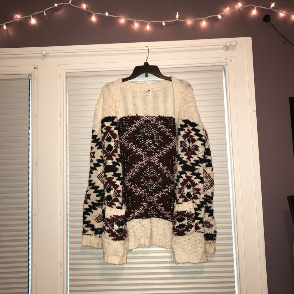 Oversized Cardigan LA Hearts